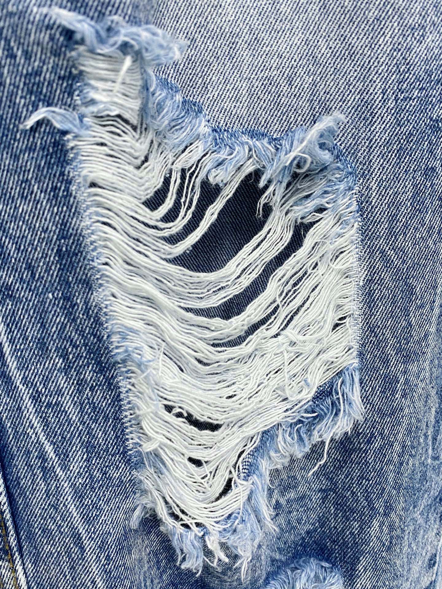 9e08f9c63c7dffb8861440b643e20ec4_1748422935_3871.jpg