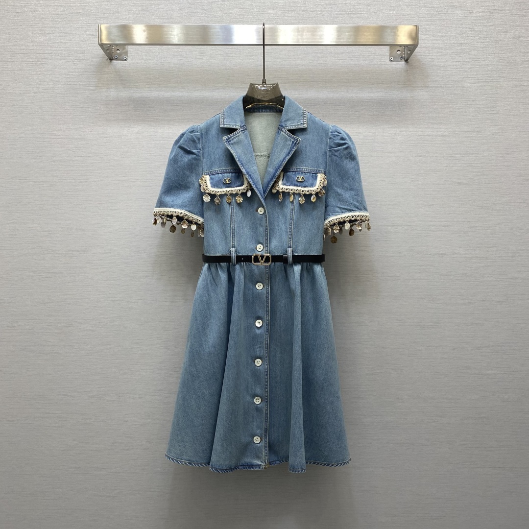 발렌티노 데님 꽃 조개 단추 장식 원피스