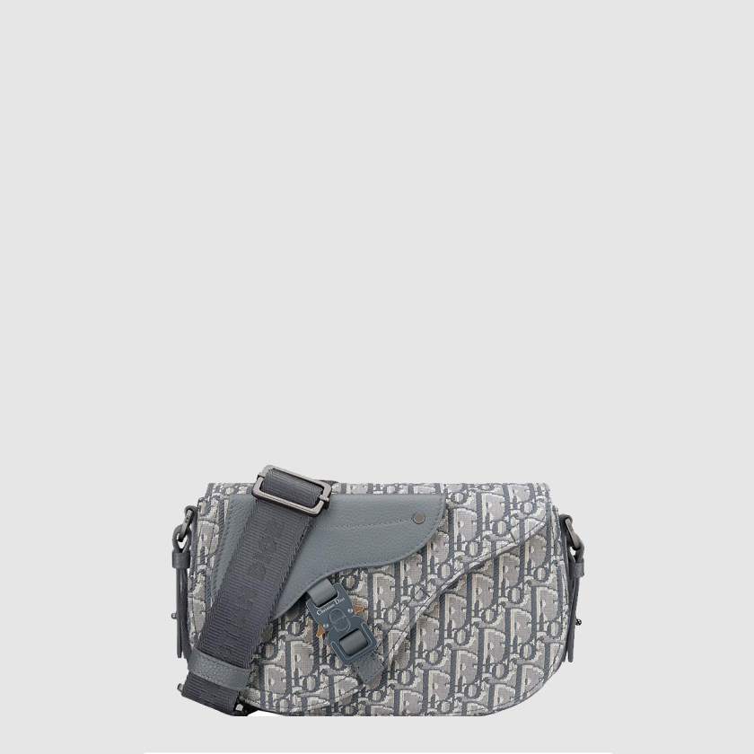 디올 Saddle 스트랩백 1ADPO