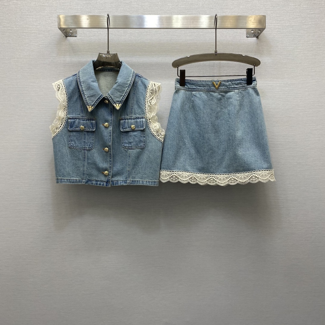발렌티노  베스트 재킷, 스커트 세트