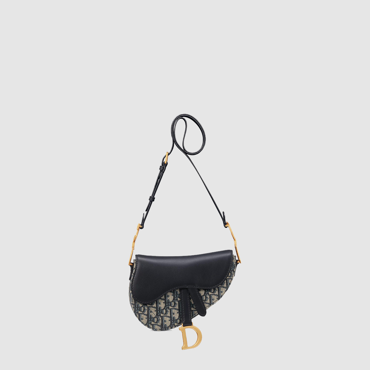 디올 Saddle 미니 스트랩 소프트백 M0465CDSS